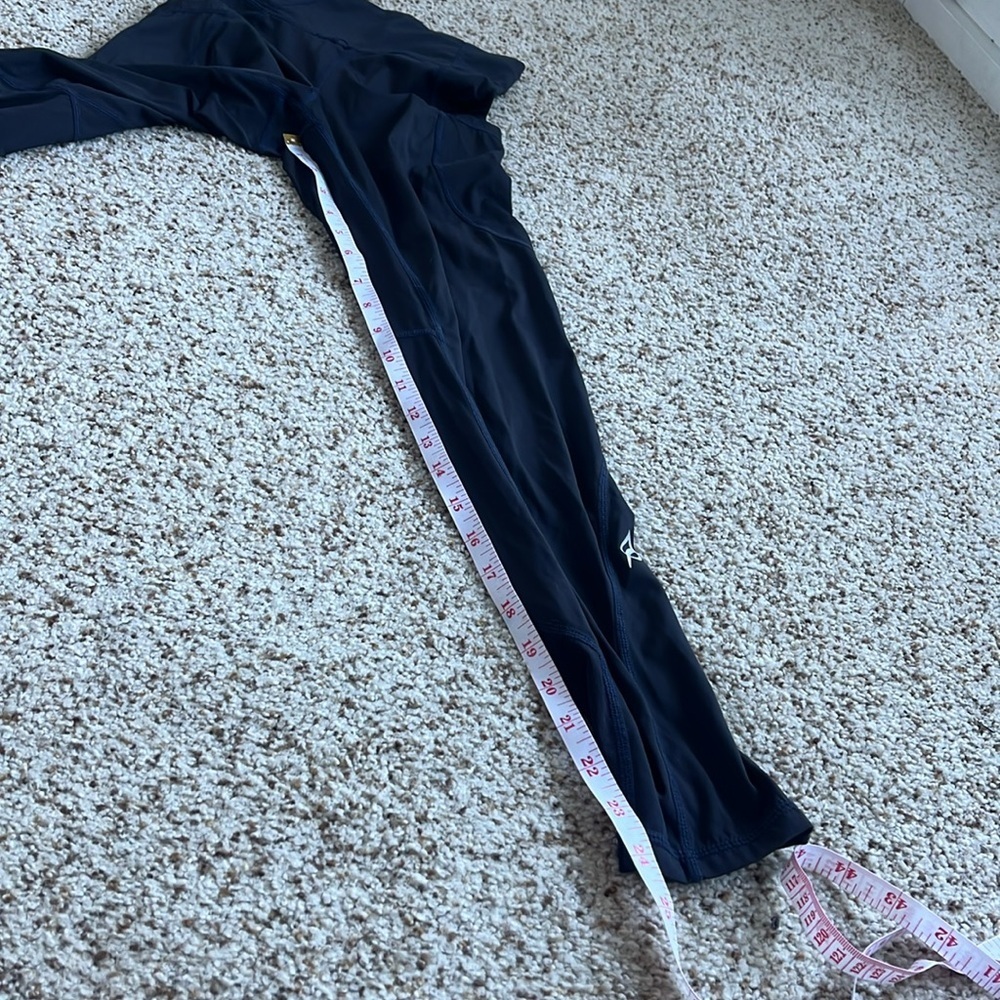 p’tula Black High-Waisted athletic sporty Leggings - Picture 12 of 12